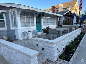 Building Photo - 316 Apolena Ave