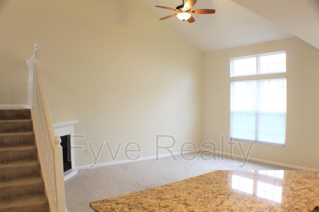 Building Photo - 7823 Scioto Crossing Blvd