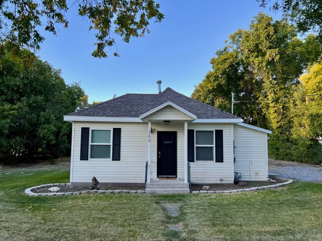 260 W 300 S, Hyrum, UT 84319 House Rental in Hyrum, UT