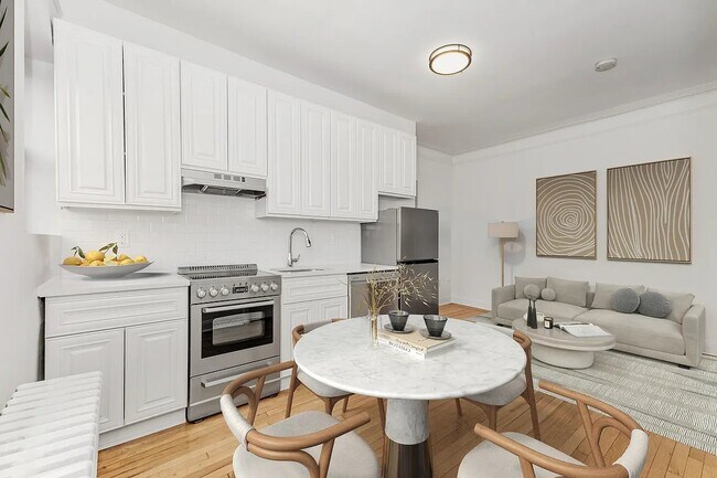 Building Photo - 76 Carmine St