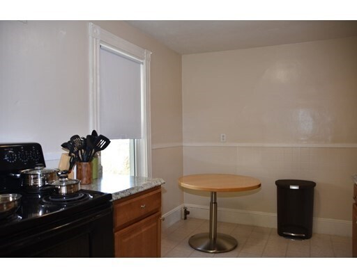 Building Photo - 24 Elson Rd