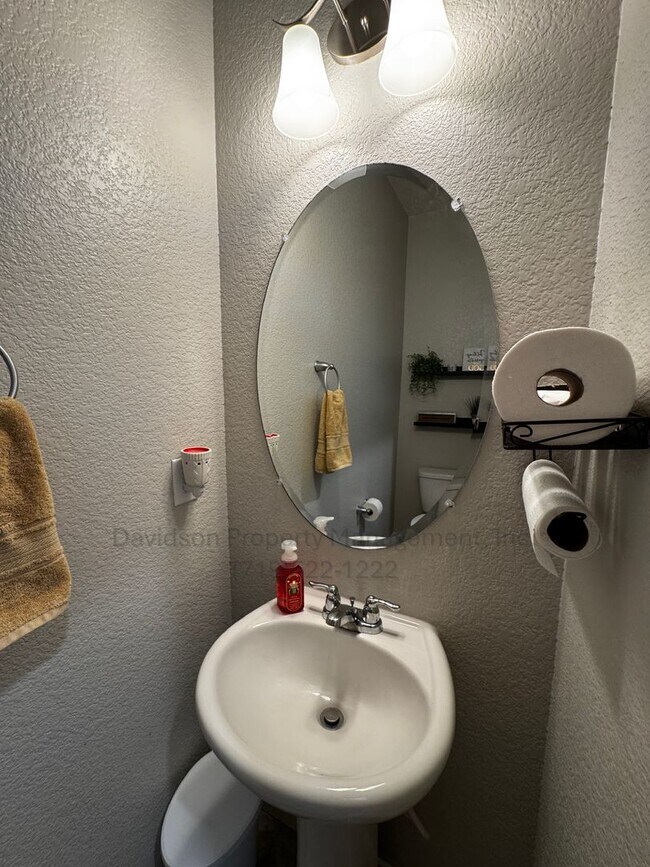 Foto del edificio - Stunning 4 Bedroom House in Lorson Ranch