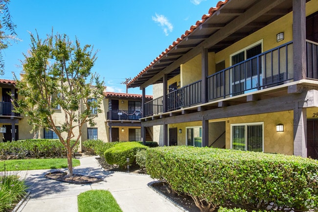 Building Photo - Rancho Yorba Apartments