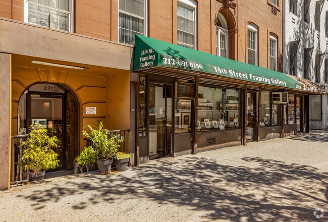 Entrance - 225 W 14th St