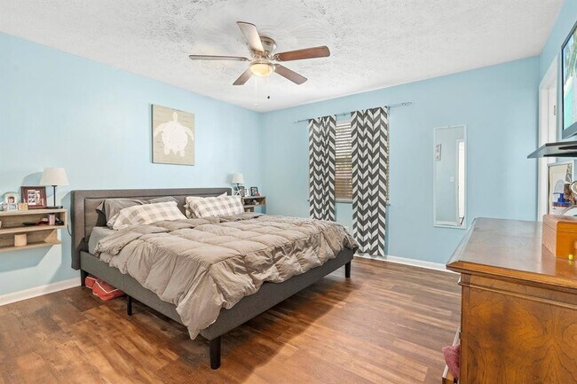 Foto del edificio - 581 NW Cornell Ave