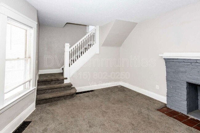 Foto del edificio - 3390 E 135th St