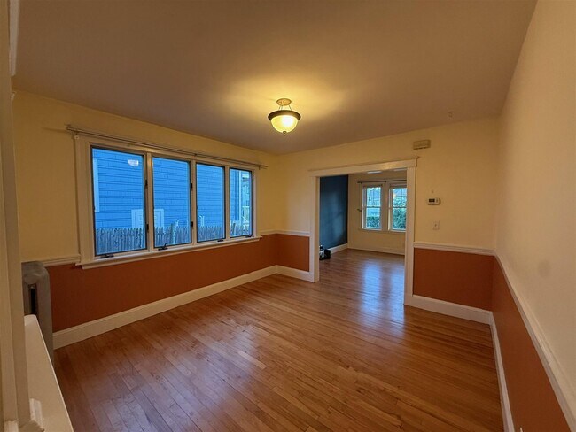 Building Photo - 67 Fairfax St