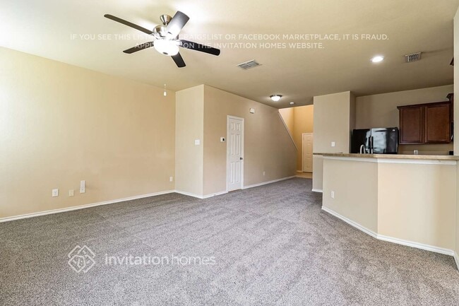 Building Photo - 5544 Thunder Bay Dr