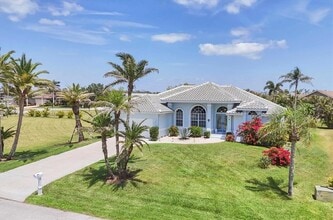 Building Photo - 11 Amberjack Ln