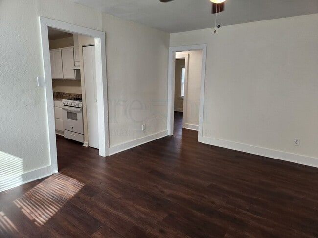 Building Photo - *Availabe Soon* Completely Remodeled Home!