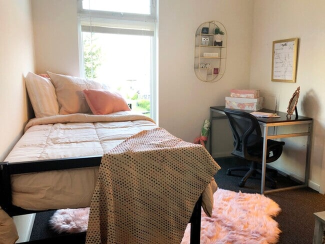 Photo - Temple Crossing Apartments