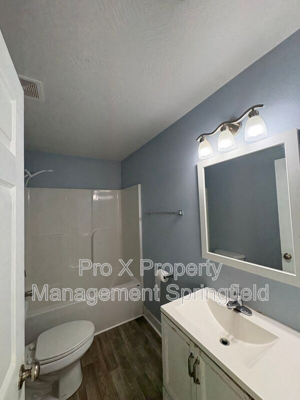 Foto del edificio - 3220 N Howard Ave