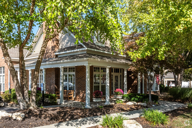 Leasing Office - Centennial Park Apartments