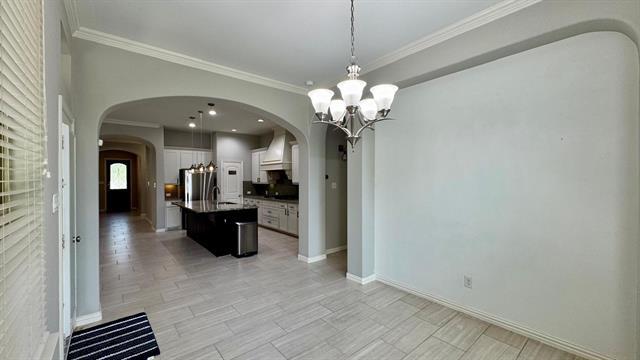 Building Photo - 6913 Helena Way
