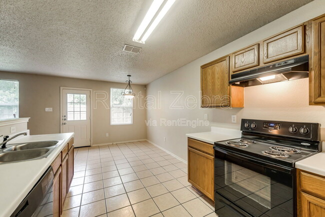 Foto del edificio - 1117 Scarlet Sage Pkwy