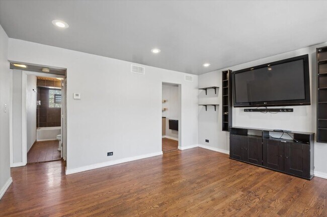 Foto del edificio - 4847 N Harlem Ave