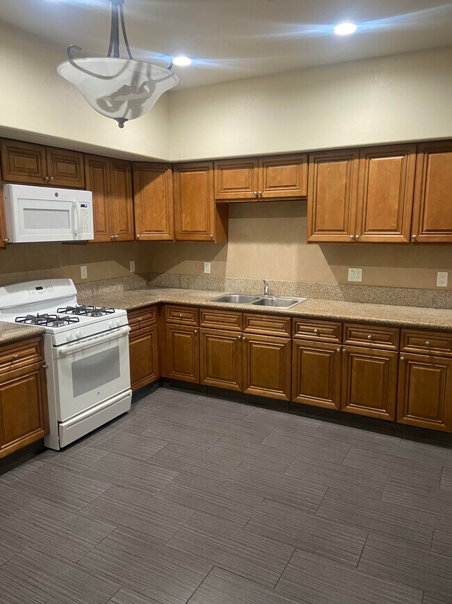 Large Open Kitchen - 507 W 83rd St