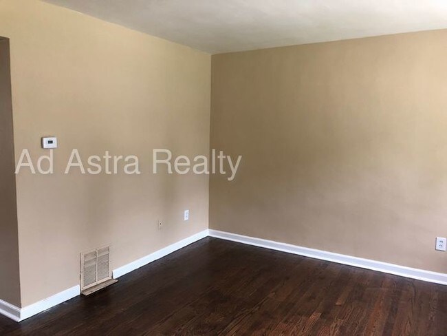 Foto del edificio - 5502 Harvard Ave, Raytown, MO 64113