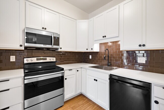Cocina - 5236 Waterman Blvd