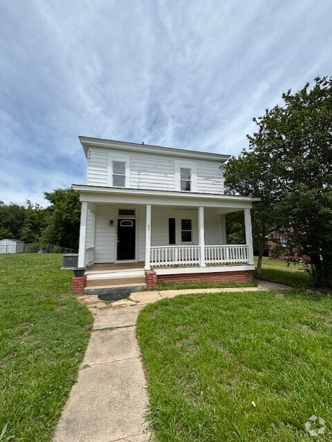 Building Photo - 6616 Johnston St
