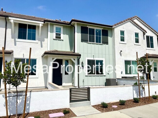 Building Photo - 4253 Hollyhock Paseo