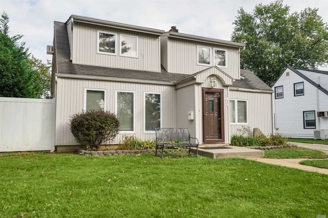 Building Photo - 103 Azalea Rd