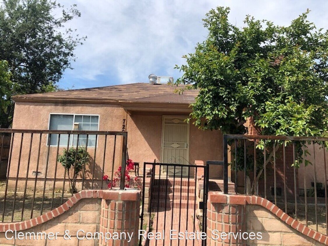 Primary Photo - 2 br, 1 bath House - 720 Flower St