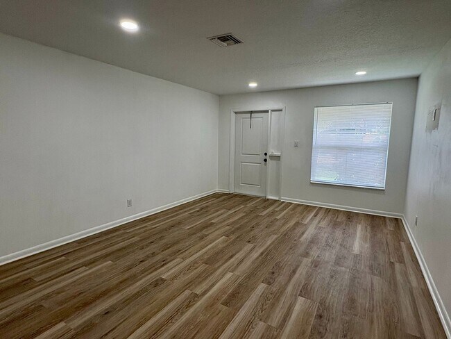 Foto del edificio - 1135 SW Spruce St