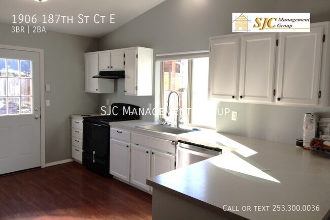 Foto del edificio - 1906 187th St Ct E