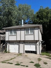 Building Photo - 8209 N Everton Ave