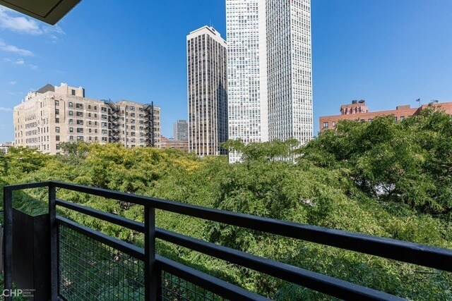 Building Photo - 2600 N Hampden Ct