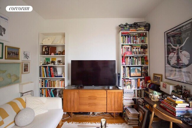 Foto del edificio - 194 Vernon Ave