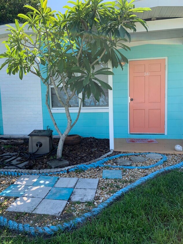 Foto principal - 341 Woodland Ave