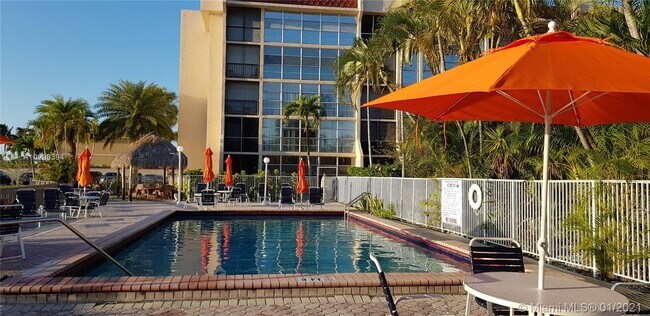 Foto del edificio - 2101 Atlantic Shores Blvd