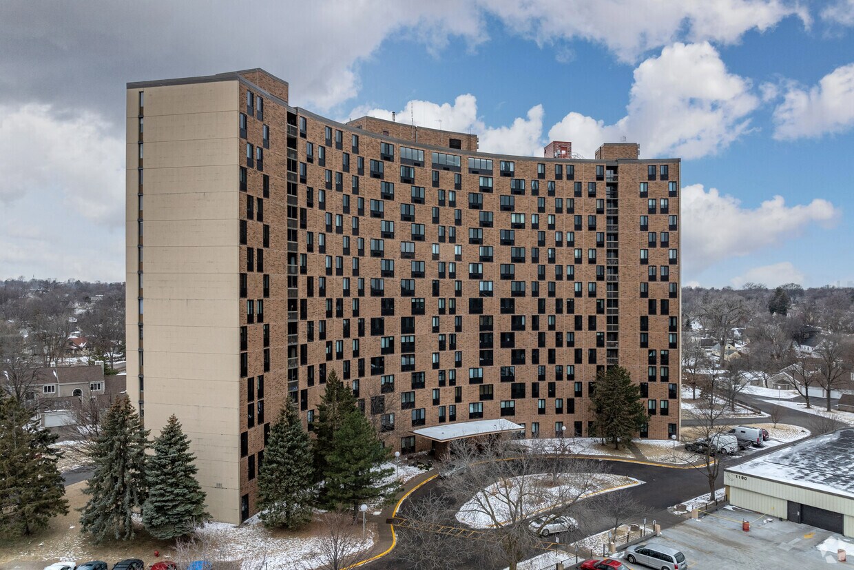 1181 Edgcumbe Road - Wilder Park Condominiums