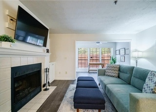 Building Photo - 4552 Vinings Central Trace SE
