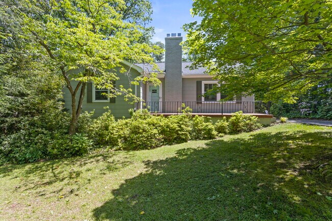 Photo - 214 Waddell Rd House