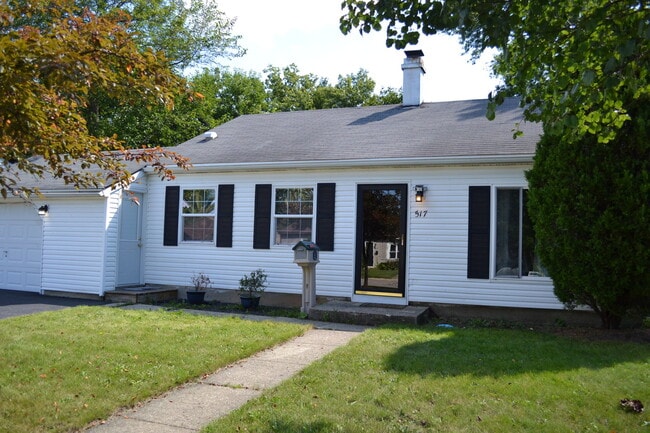 Building Photo - 517 Everette Ave