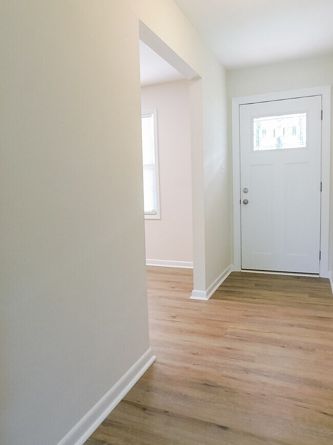 Foto del edificio - 283 E Wynngate Dr