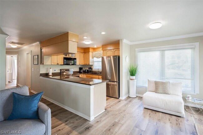 Foto del edificio - 6020 Cypress Ln