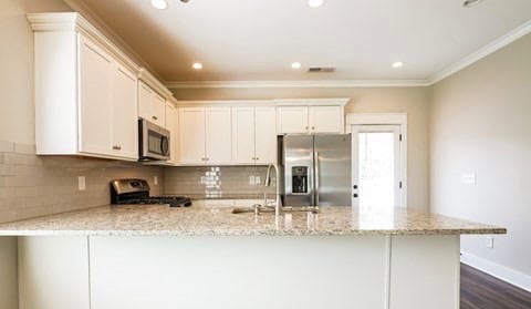 Building Photo - 2709 Oxmoor Way