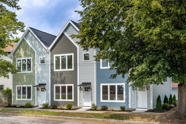 Building Photo - 175 S Union St