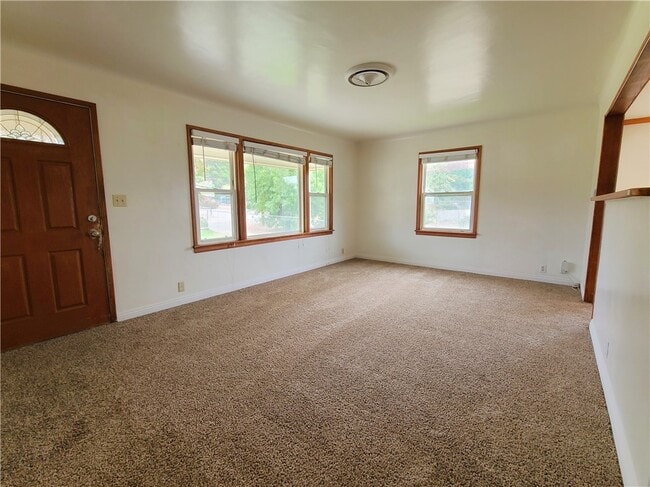 Building Photo - 1349 Fairview Ln