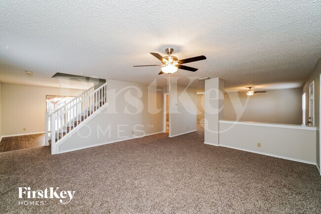 Foto del edificio - 1618 Richland Hills Dr