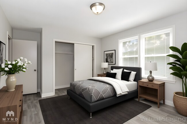 Building Photo - 310 Witten Ln