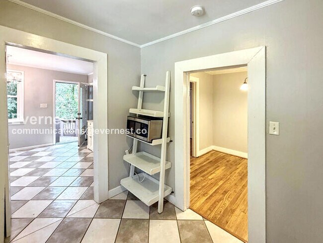 Foto del edificio - 1603 Woodfern Dr