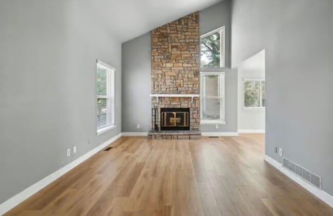 Building Photo - 7595 S Monaco Way