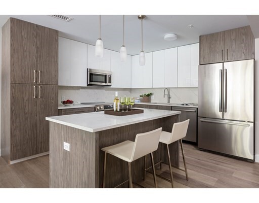 Foto del edificio - 771 Harrison Ave