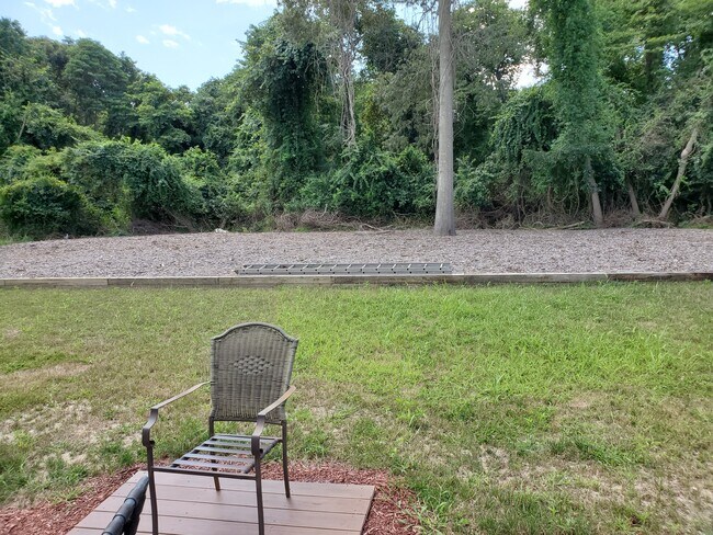 Foto del edificio - 109 Driftwood Ln