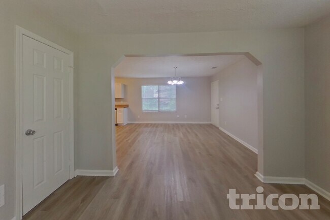 Foto del edificio - 7538 Fielder Rd
